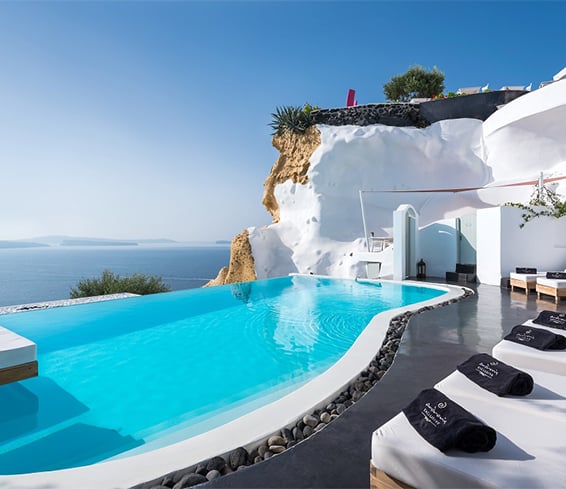Andronis-Luxury-Suites (1).jpg